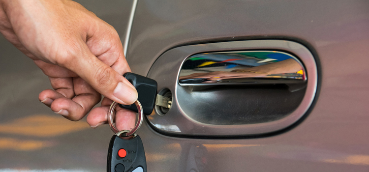 Car door lock repair in Soledad