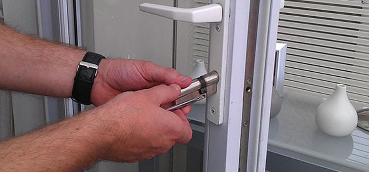 Commercial Door Lock Repair in Soledad